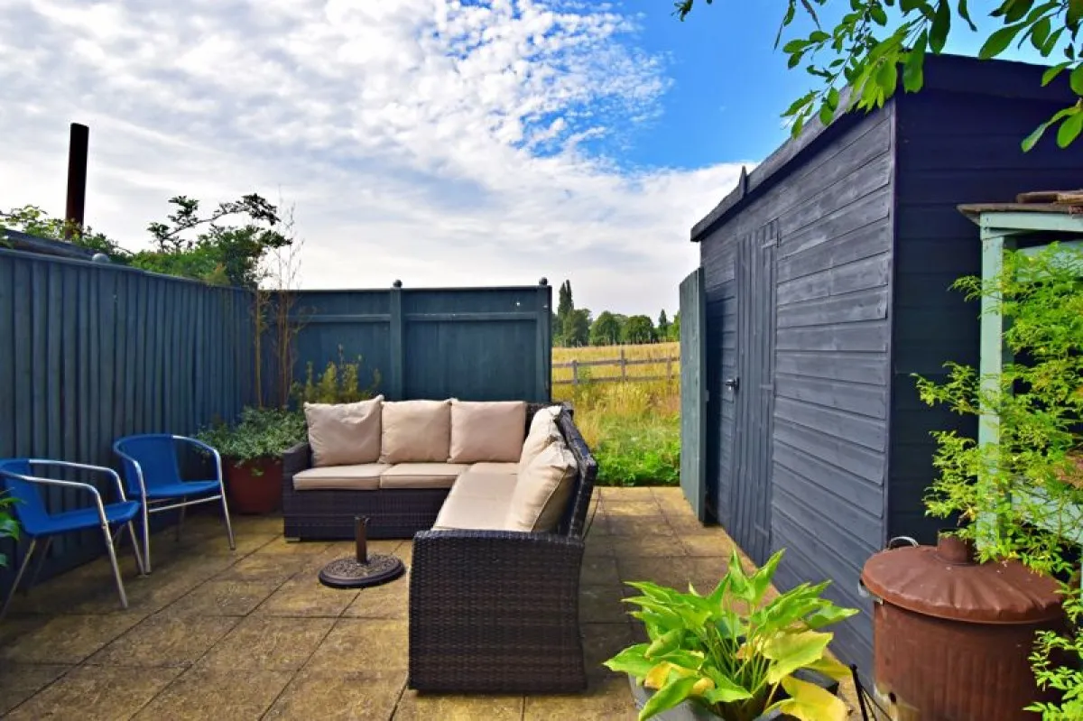 Queens Crescent, Lincoln, photo 25