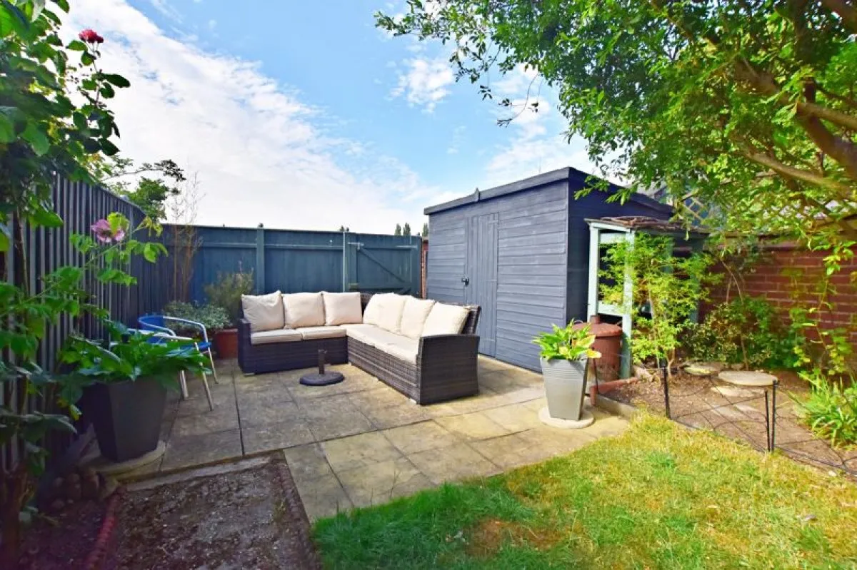 Queens Crescent, Lincoln, photo 21