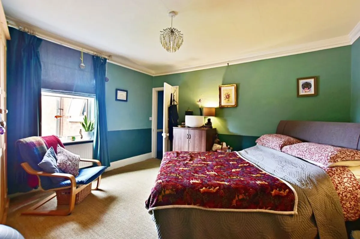 Queens Crescent, Lincoln, photo 13