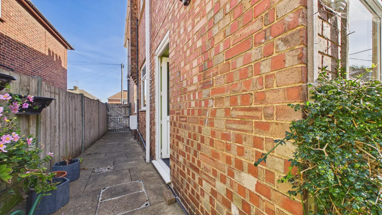 Sandringham Road, Walton, PE4, photo 19