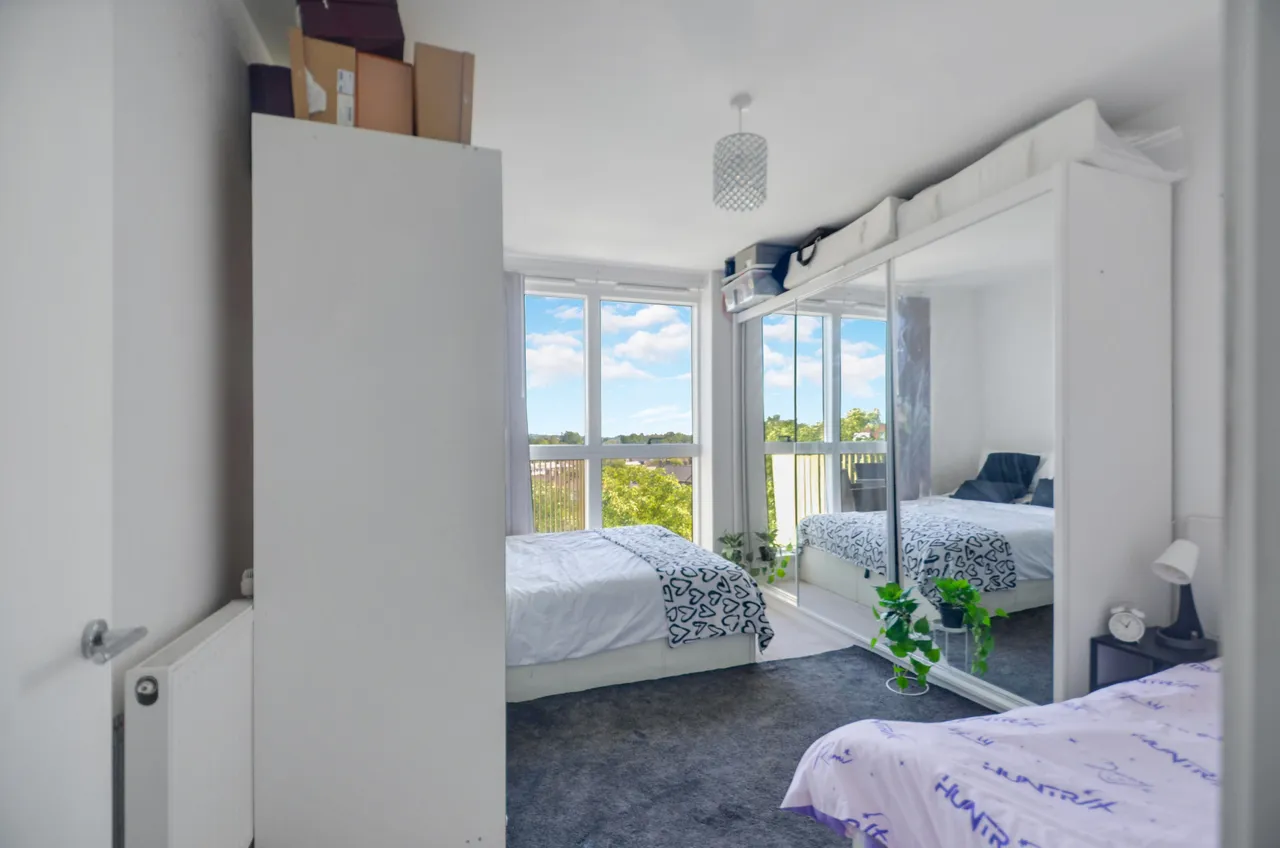 Flat 405, Perkins House, 36 Tudway Road, London, photo 4