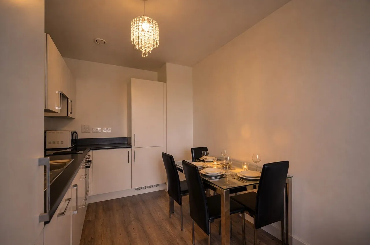 Flat 405, Perkins House, 36 Tudway Road, London, photo 10