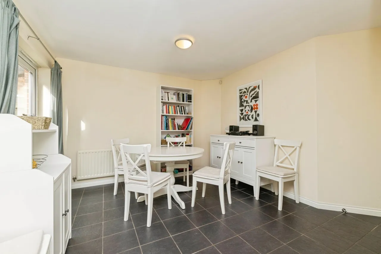 Herons Court, Durham, DH1, photo 8