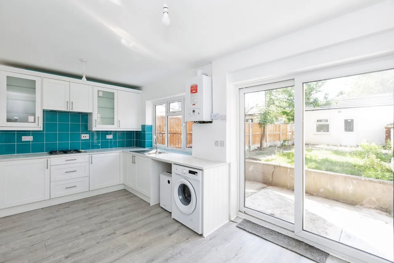 Redbridge Lane East, ILFORD, Essex, IG4, photo 6