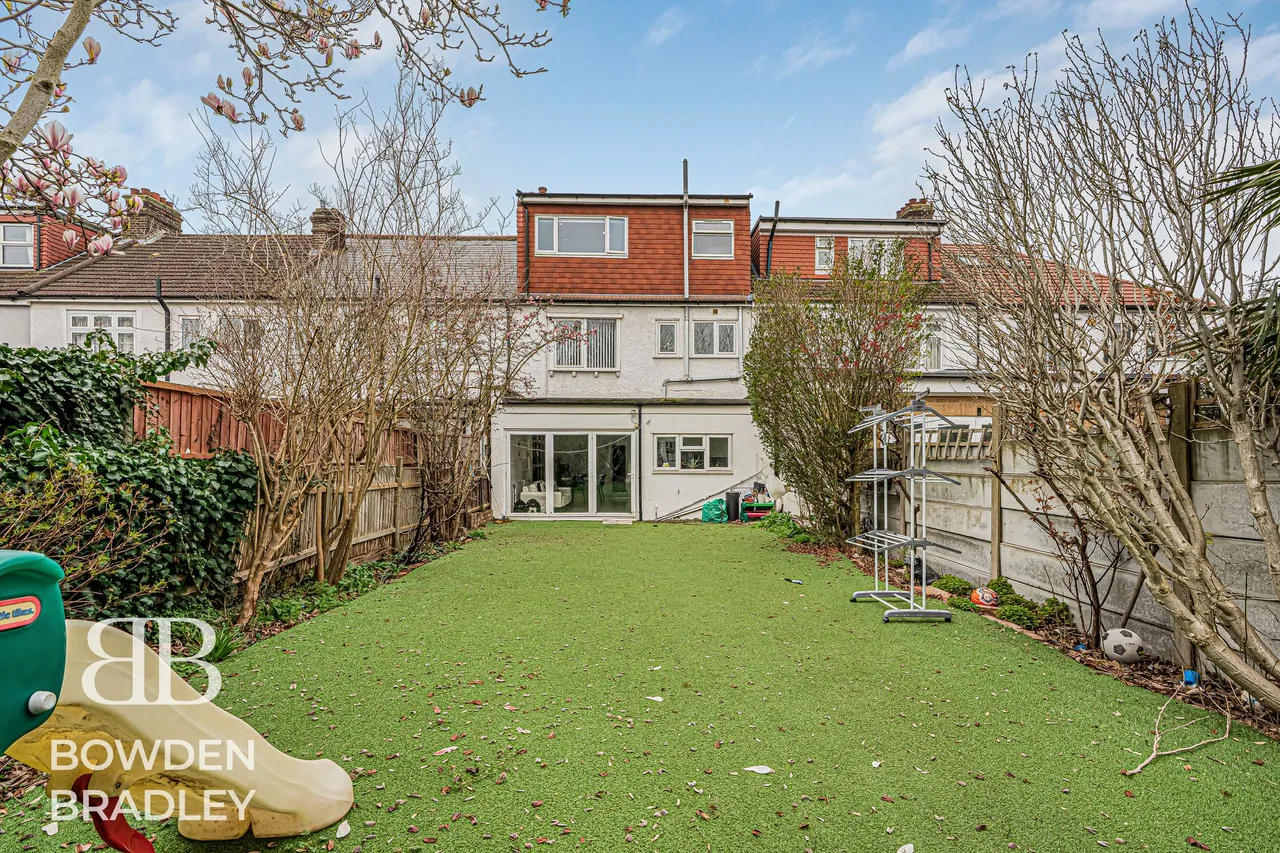 Studley Drive, Redbridge, IG4, photo 19