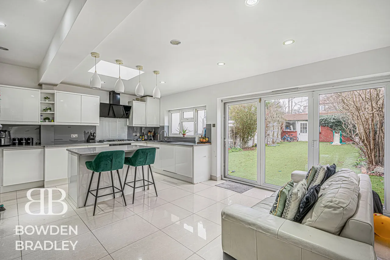 Studley Drive, Redbridge, IG4, photo 7