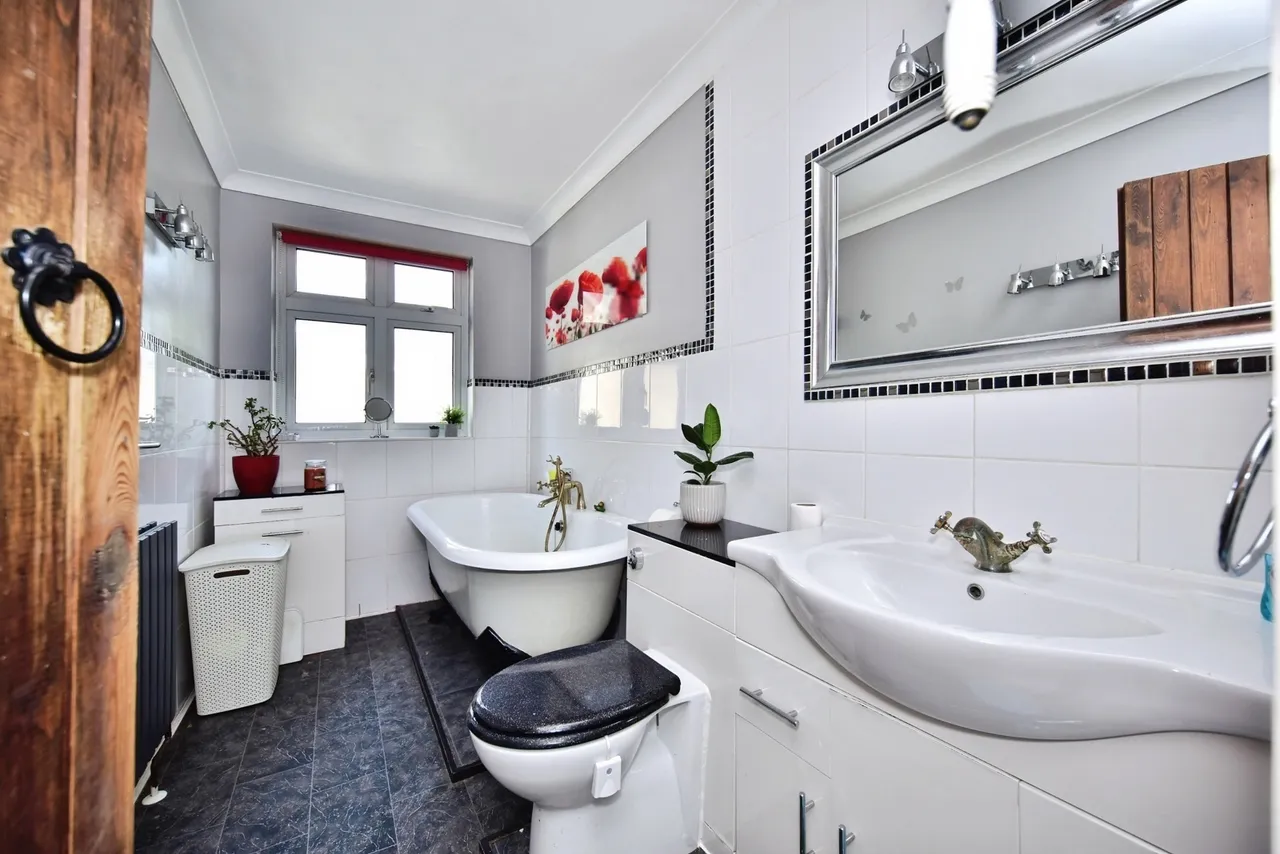 Royston Road, Bearsted, ME15, photo 12