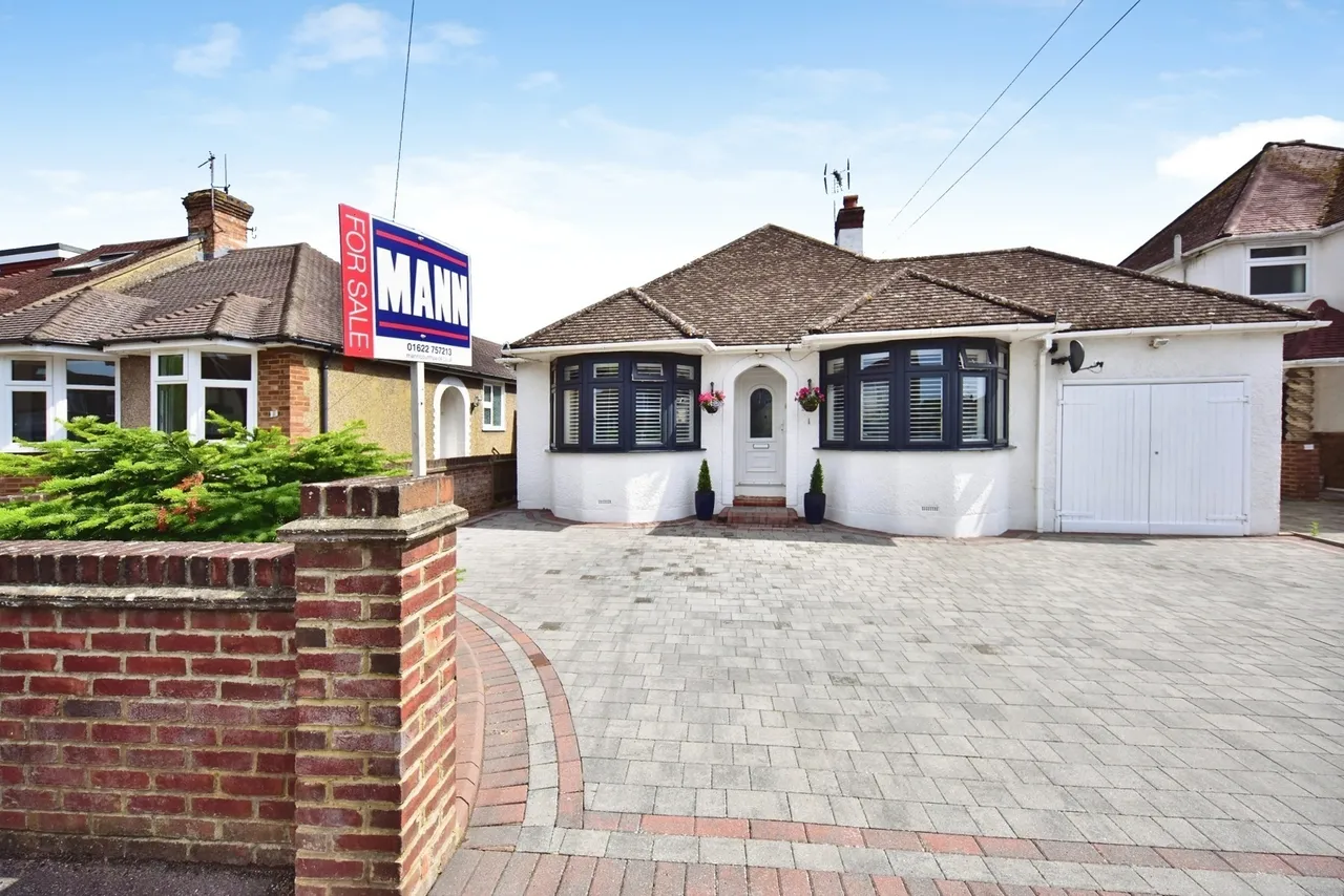 4 bed house for sale, Royston Road, Bearsted, ME15