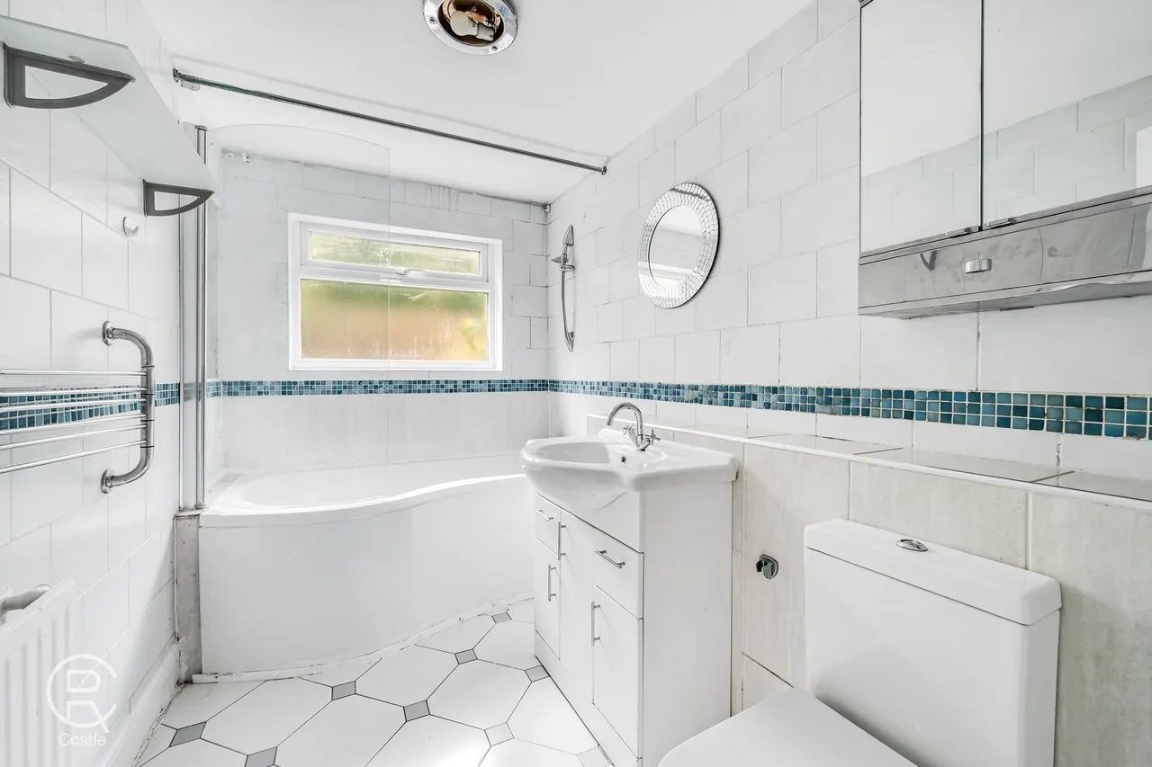 Maudsville Cottages, Hanwell, Ealing, W7 3TE, photo 5