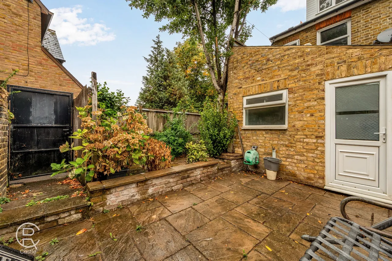 Maudsville Cottages, Hanwell, Ealing, W7 3TE, photo 9