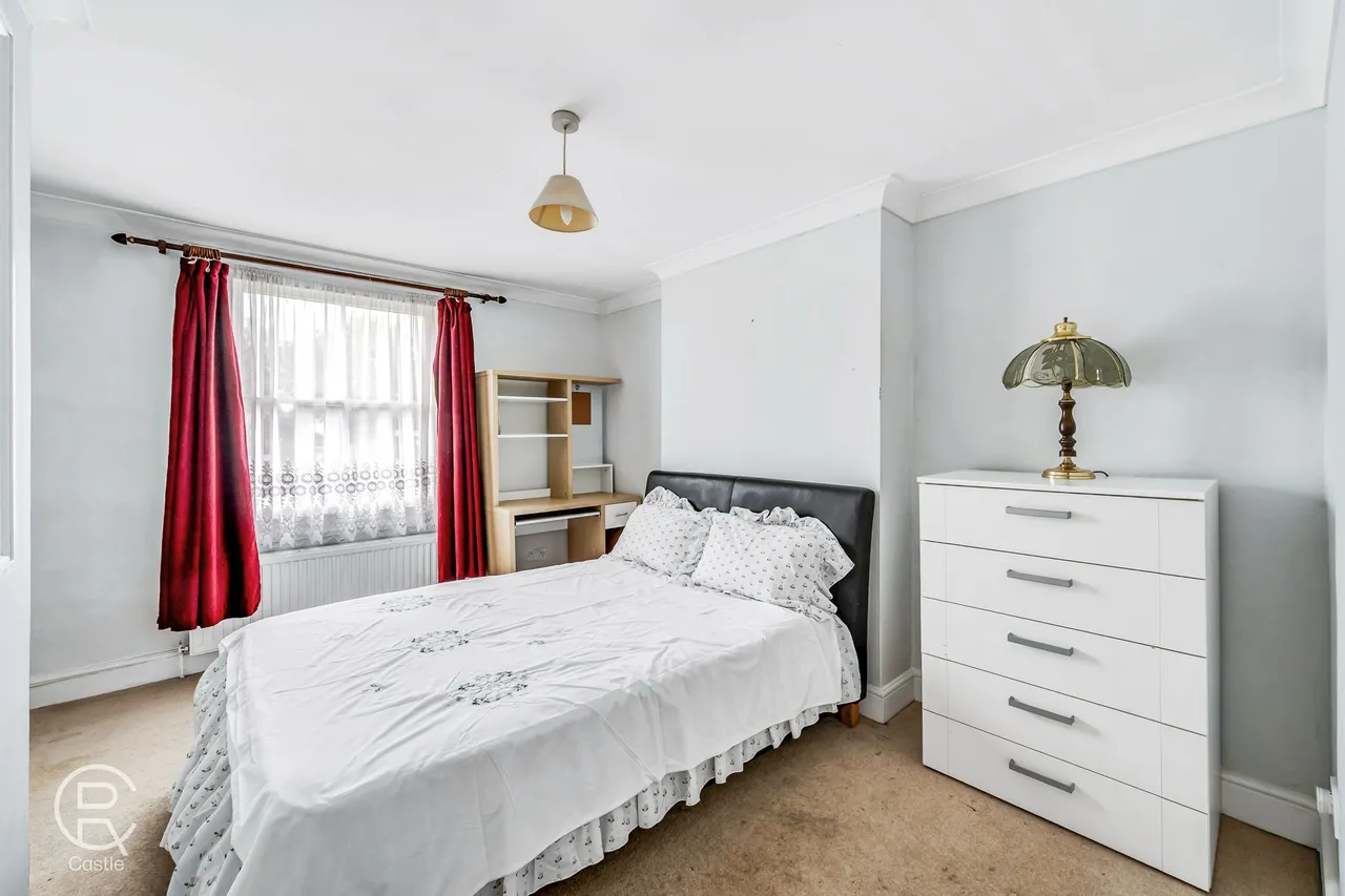 Maudsville Cottages, Hanwell, Ealing, W7 3TE, photo 4
