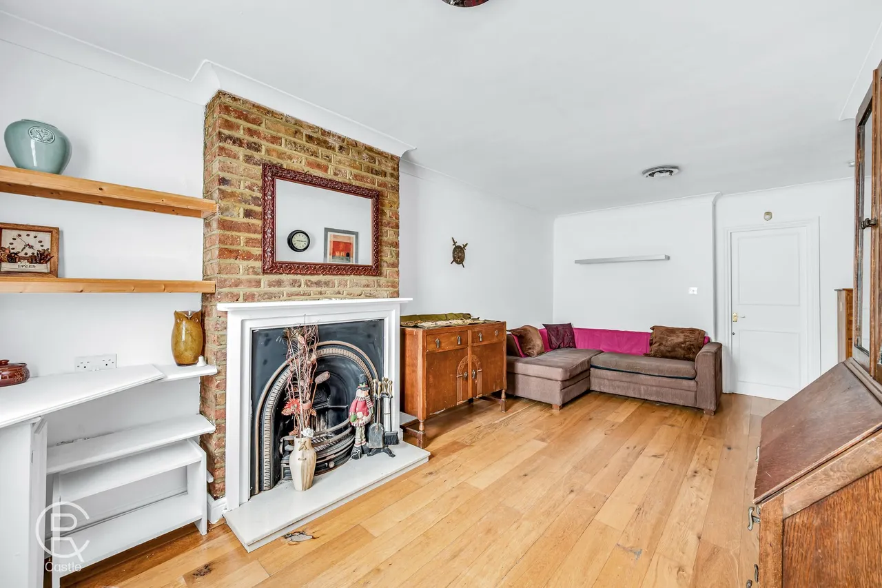 Maudsville Cottages, Hanwell, Ealing, W7 3TE, photo 2