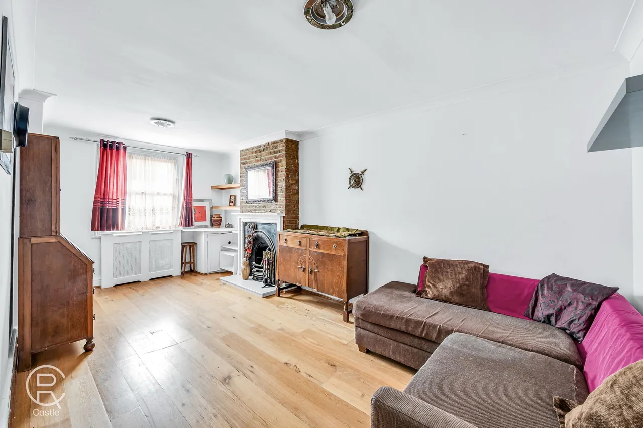 Maudsville Cottages, Hanwell, Ealing, W7 3TE, photo 6