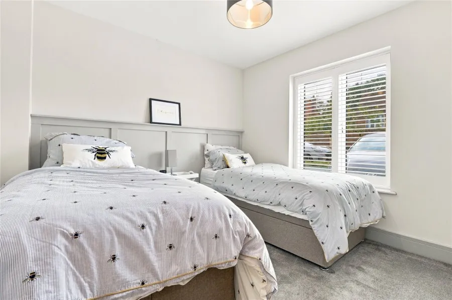 Bungalow Under Offer with 2 bedrooms in Takeley, CM22, photo 8