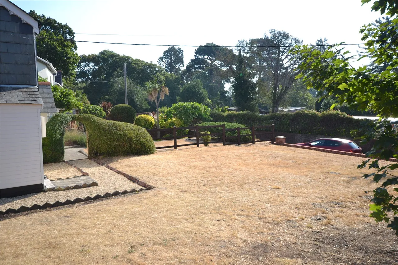 Copthorne Cottages, Copthorne Lane, Fawley, Hampshire, SO45 1DP, photo 12