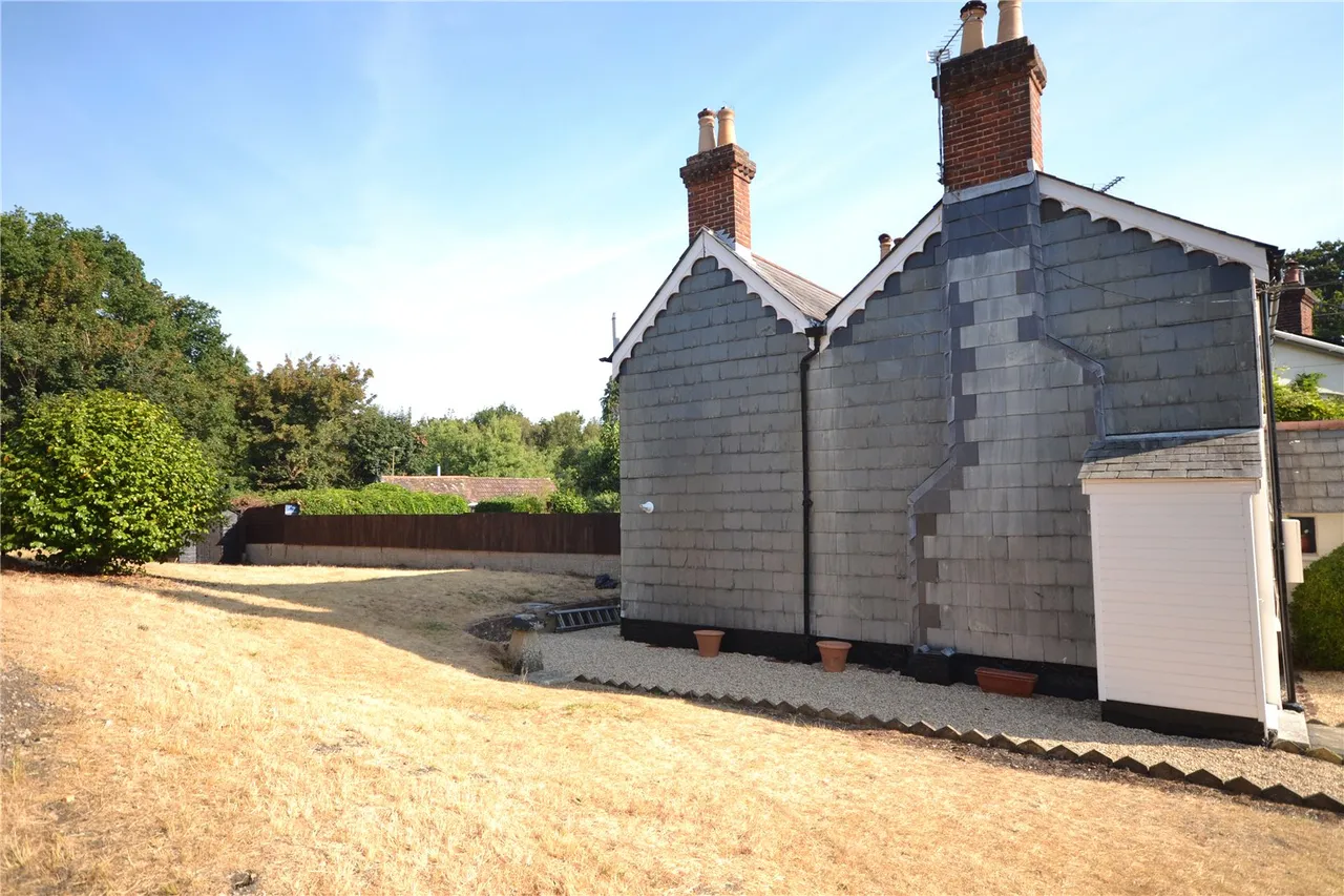 Copthorne Cottages, Copthorne Lane, Fawley, Hampshire, SO45 1DP, photo 10