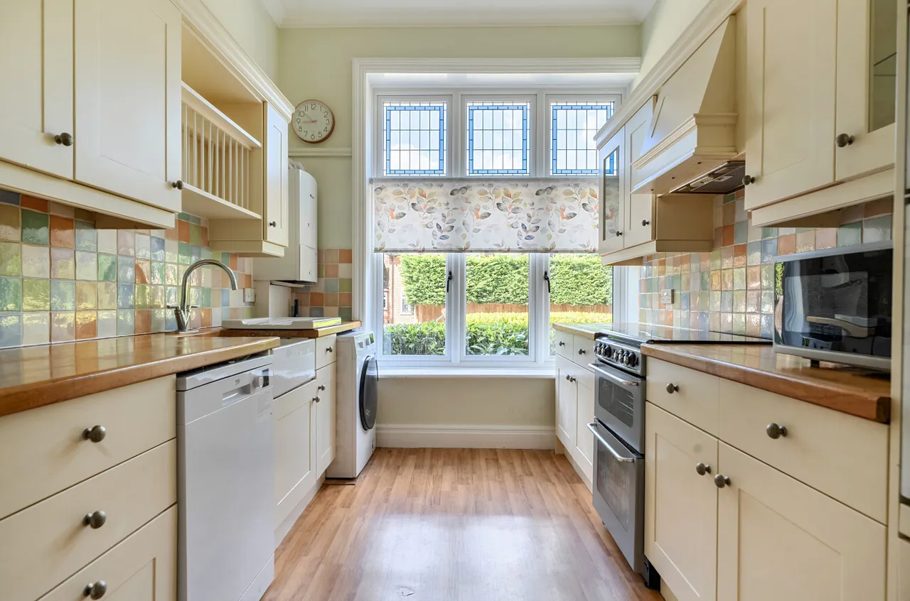 Murdoch Road, Wokingham, Berkshire, RG40 2DQ, photo 12