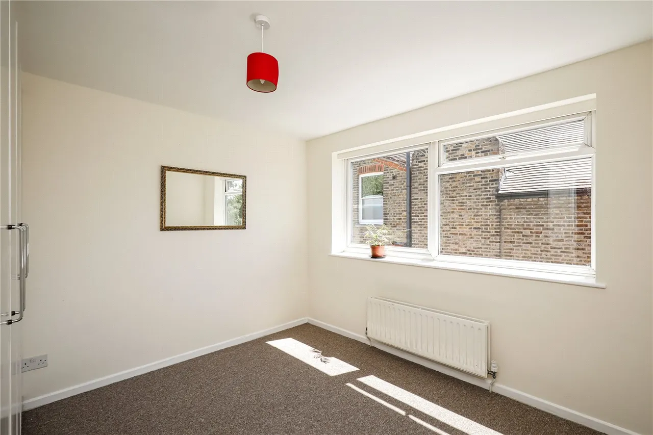 Tring Avenue, London, W5, photo 8