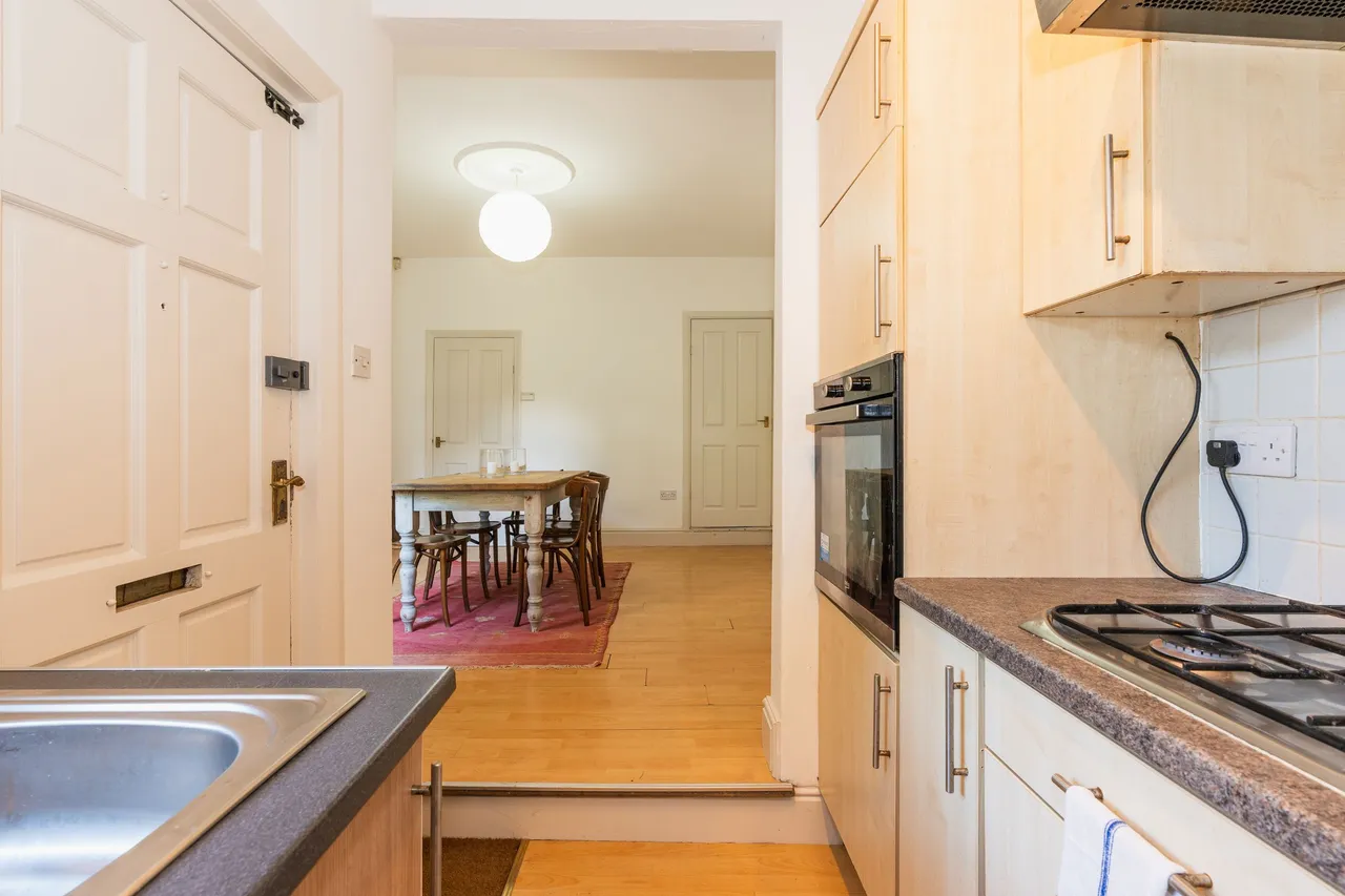 Woodseats Road, Sheffield, S8, photo 12