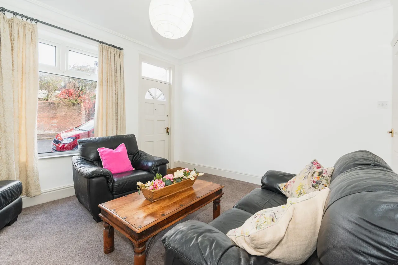 Woodseats Road, Sheffield, S8, photo 7