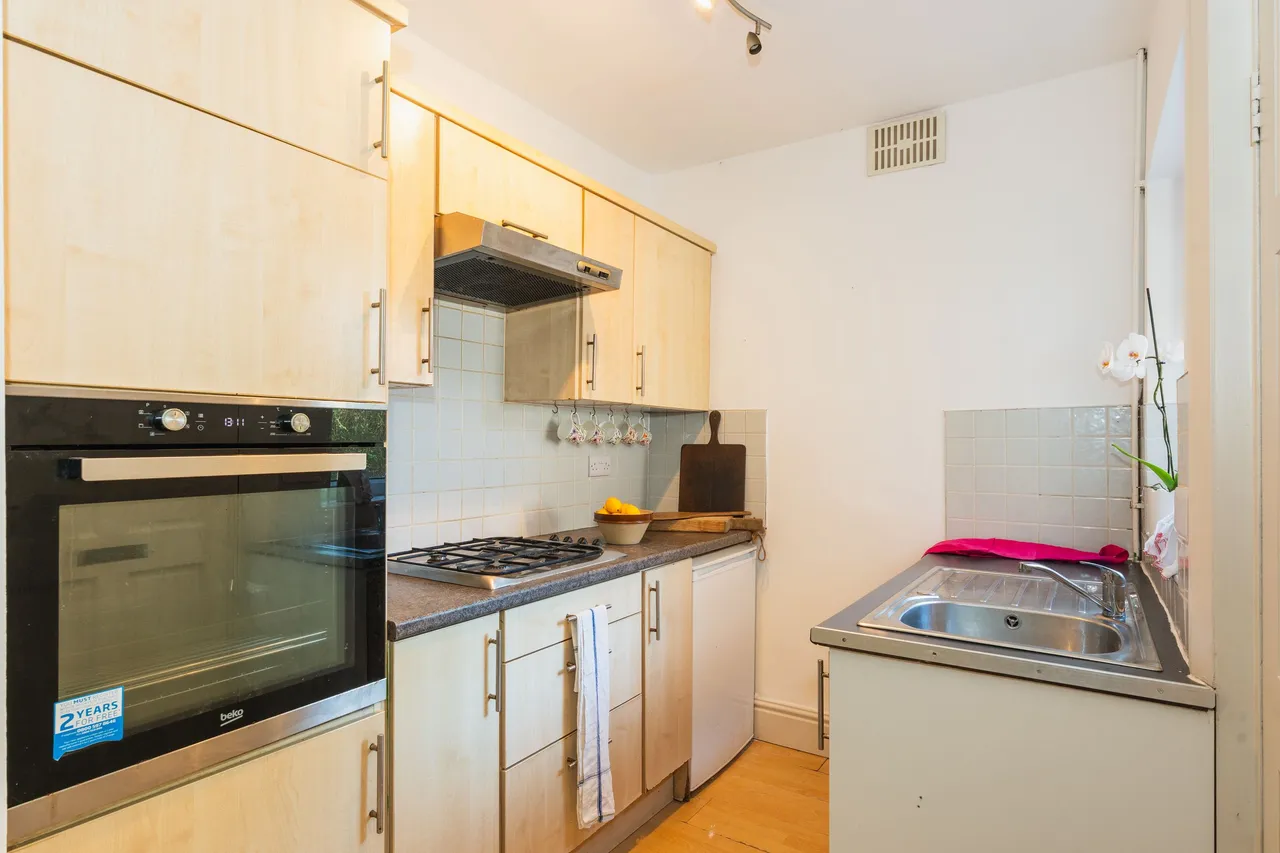 Woodseats Road, Sheffield, S8, photo 11