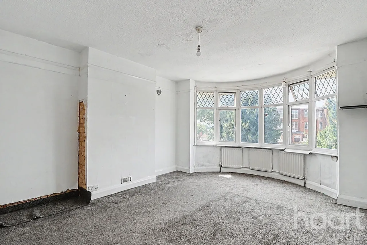 Old Bedford Road, Luton, LU2, photo 7