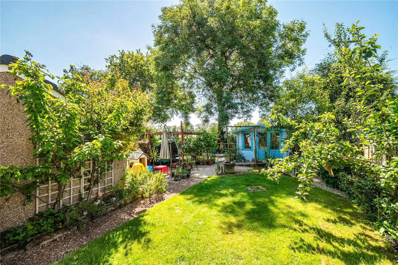 Le Marchant Close, Dunkeswell, Honiton, Devon, EX14 4XD, photo 2