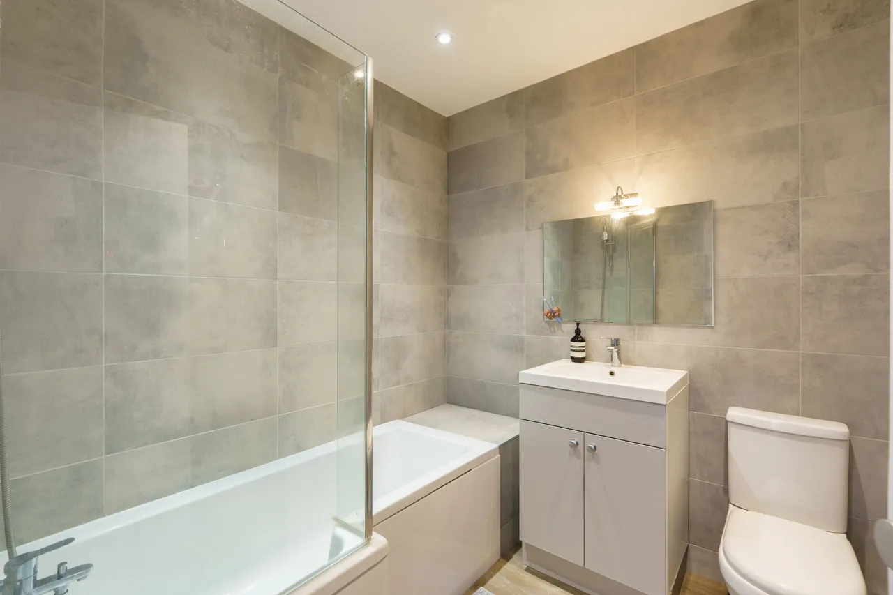 Belsize Lane, Belsize Park, London, NW3 5AU, photo 14