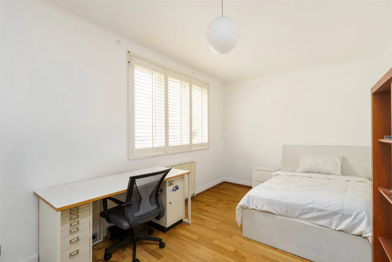 Belsize Lane, Belsize Park, London, NW3 5AU, photo 12