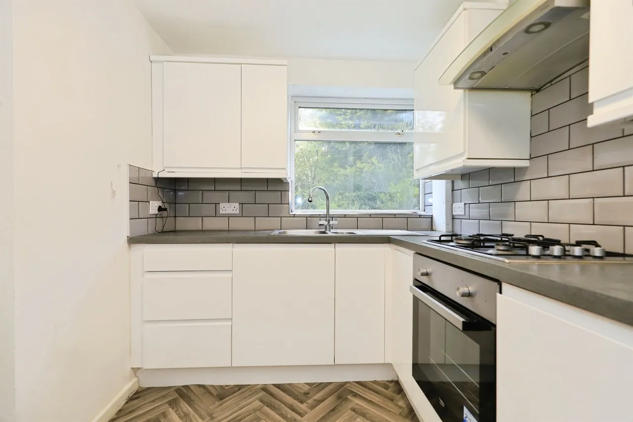 Pace Crescent, Bilston, WV14, photo 7