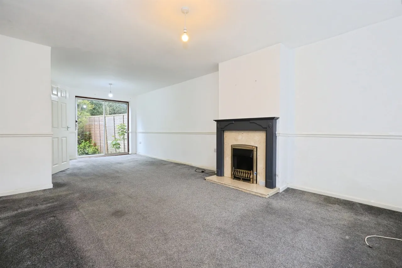 Pace Crescent, Bilston, WV14, photo 4