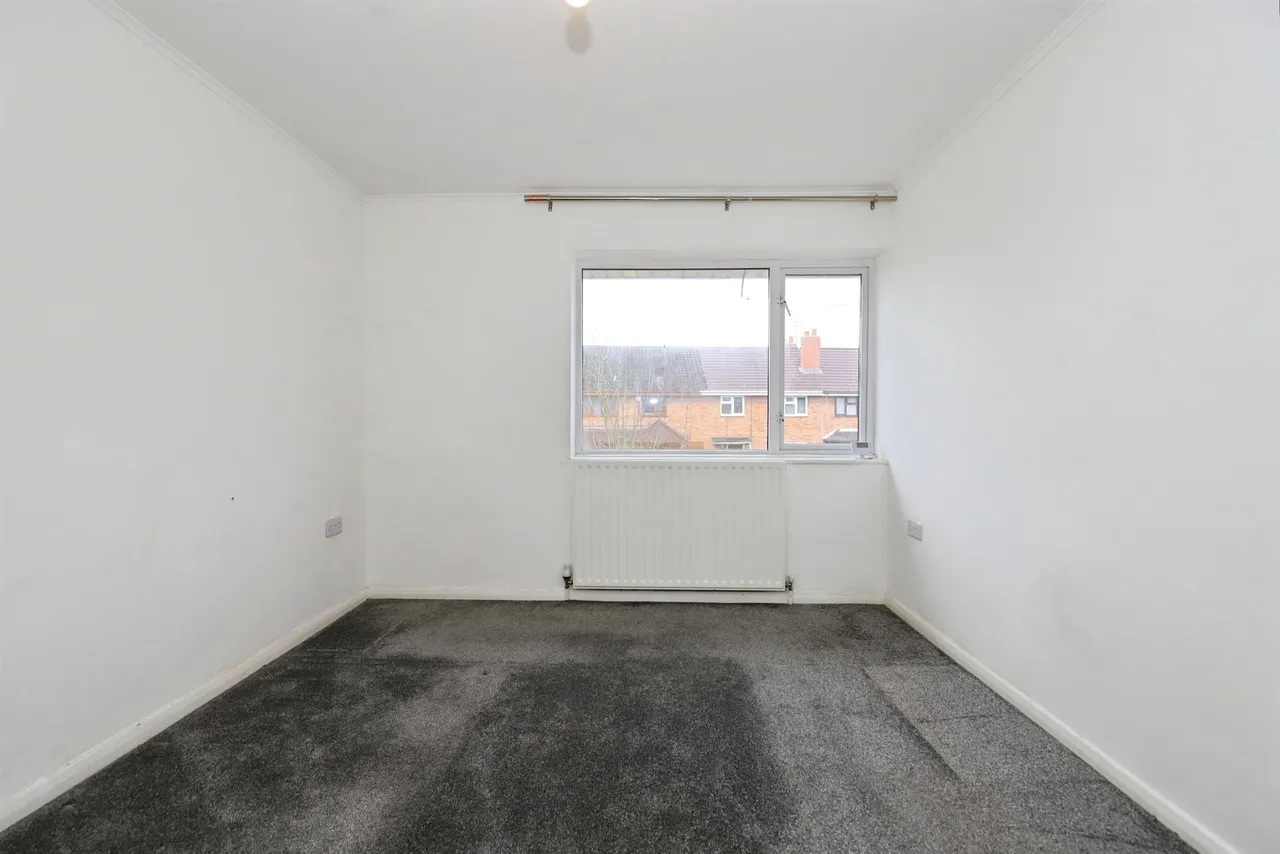 Pace Crescent, Bilston, WV14, photo 9