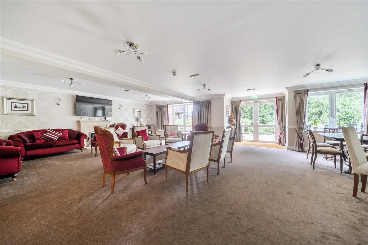Branksomewood Road, Fleet, GU51, photo 10