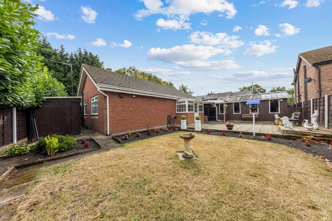 Springburn Gardens, Woolston, Warrington, Warrington, WA1 4PR, photo 21