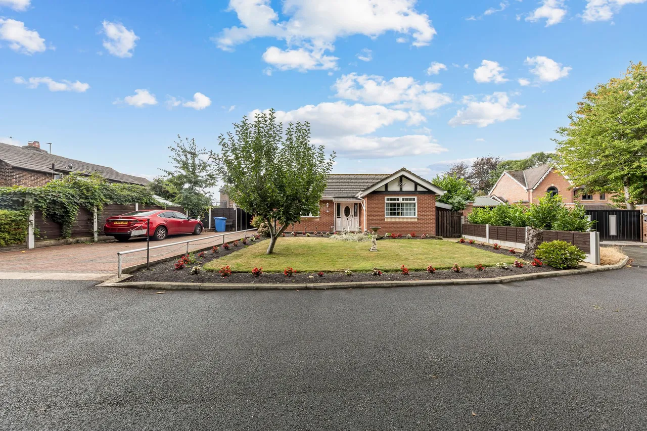2 bed house for sale — Springburn Gardens, Woolston, Warrington, Warrington, WA1 4PR