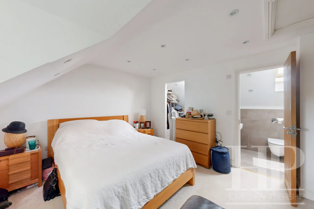 Water Lane, Handcross, RH17, photo 12