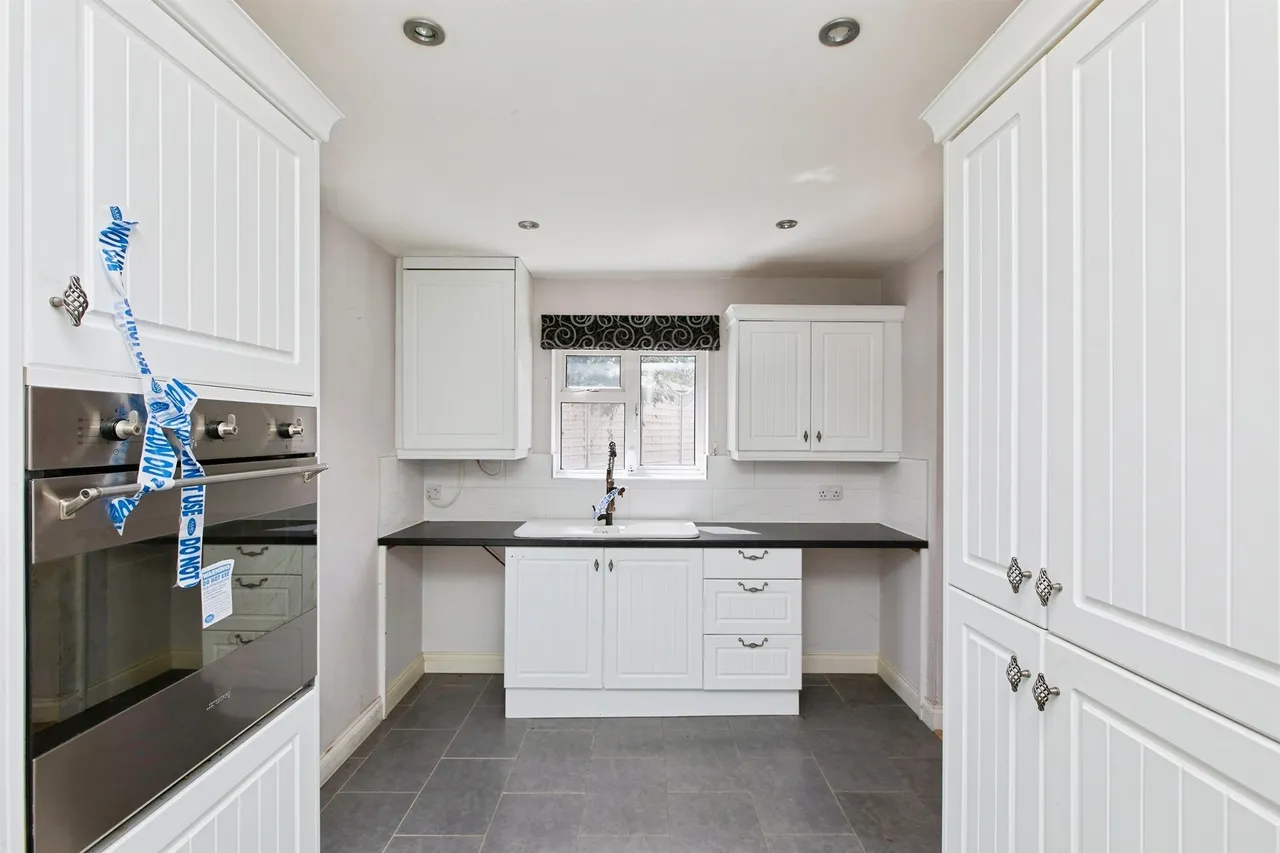 St. Lukes Road, Barton Under Needwood, DE13, photo 21