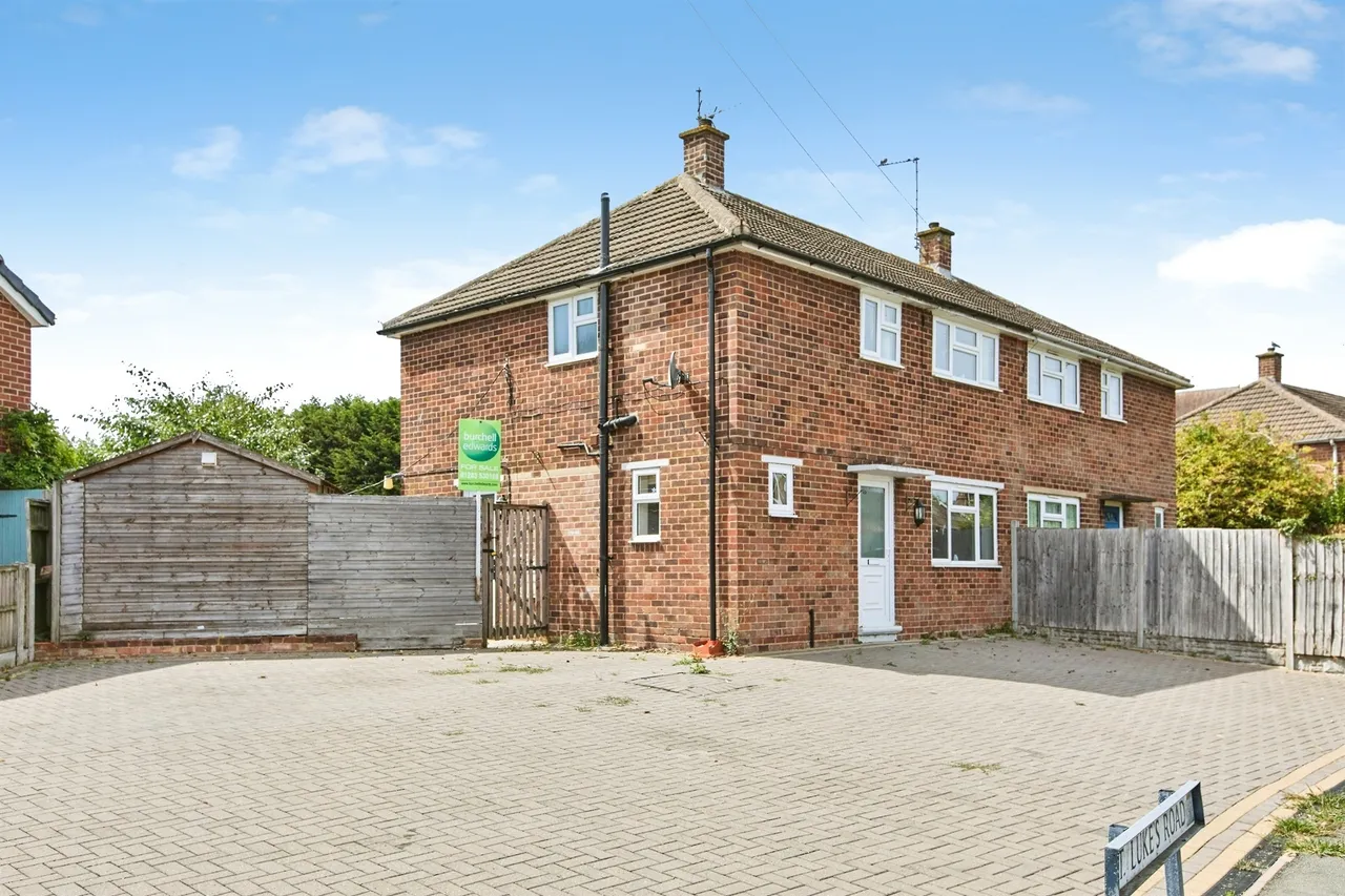St. Lukes Road, Barton Under Needwood, DE13, photo 2
