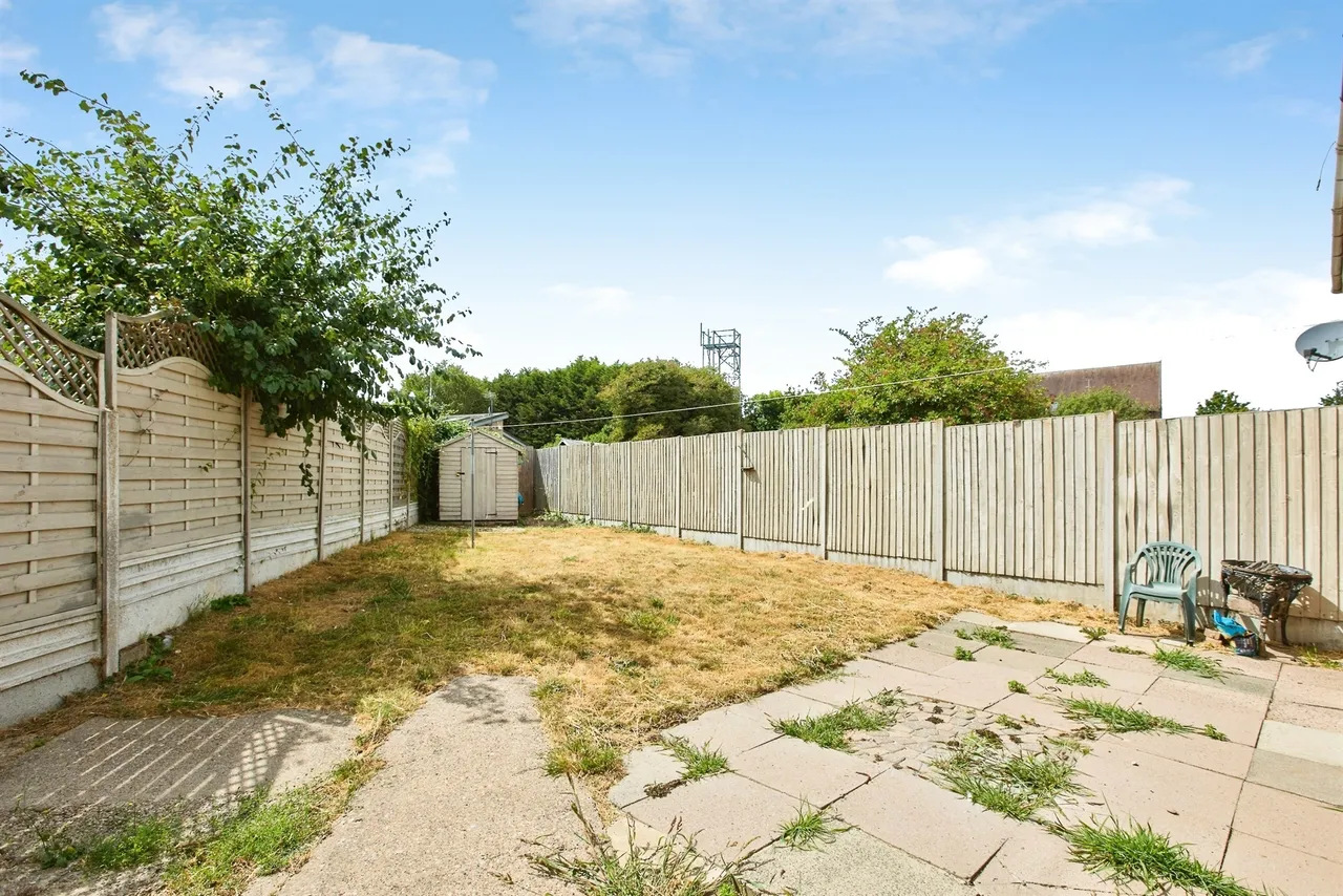 St. Lukes Road, Barton Under Needwood, DE13, photo 22