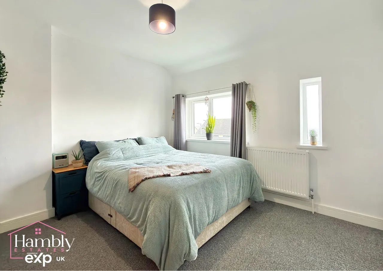 Sycamore Road South, Griffithstown, photo 10