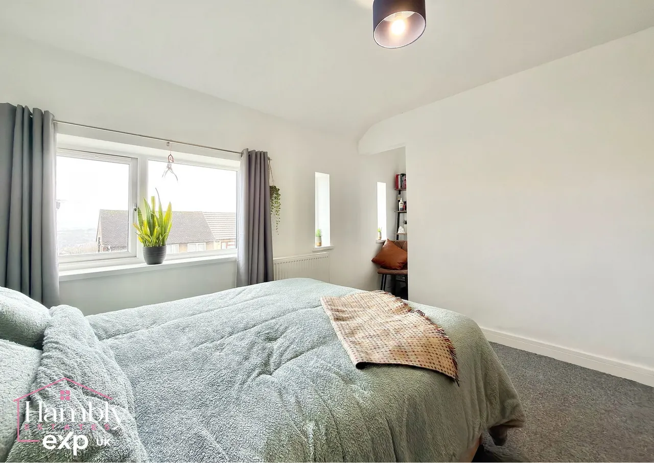 Sycamore Road South, Griffithstown, photo 9