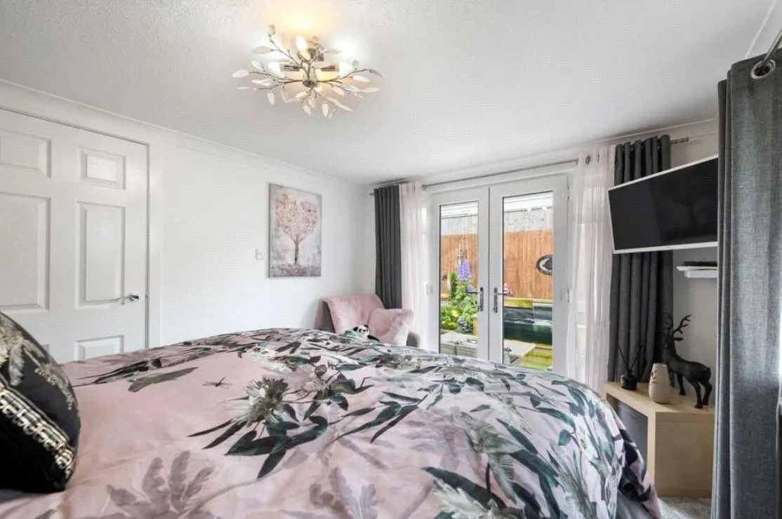 Sunningdale Park, New Tupton, S42, photo 13