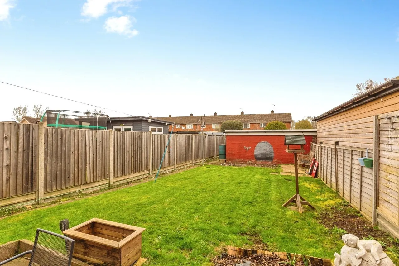 Stanhope Road, AYLESBURY, Buckinghamshire, HP20, photo 14