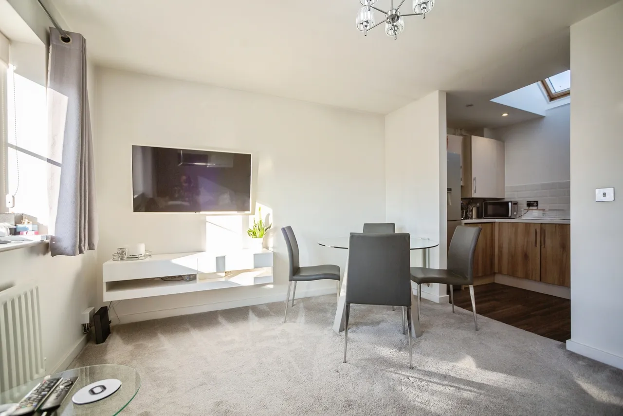 Spire Way, Rochester, photo 4