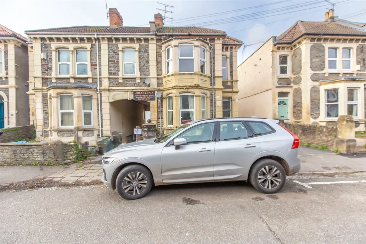6 bed house for sale, North Road, St. Andrews, BS6