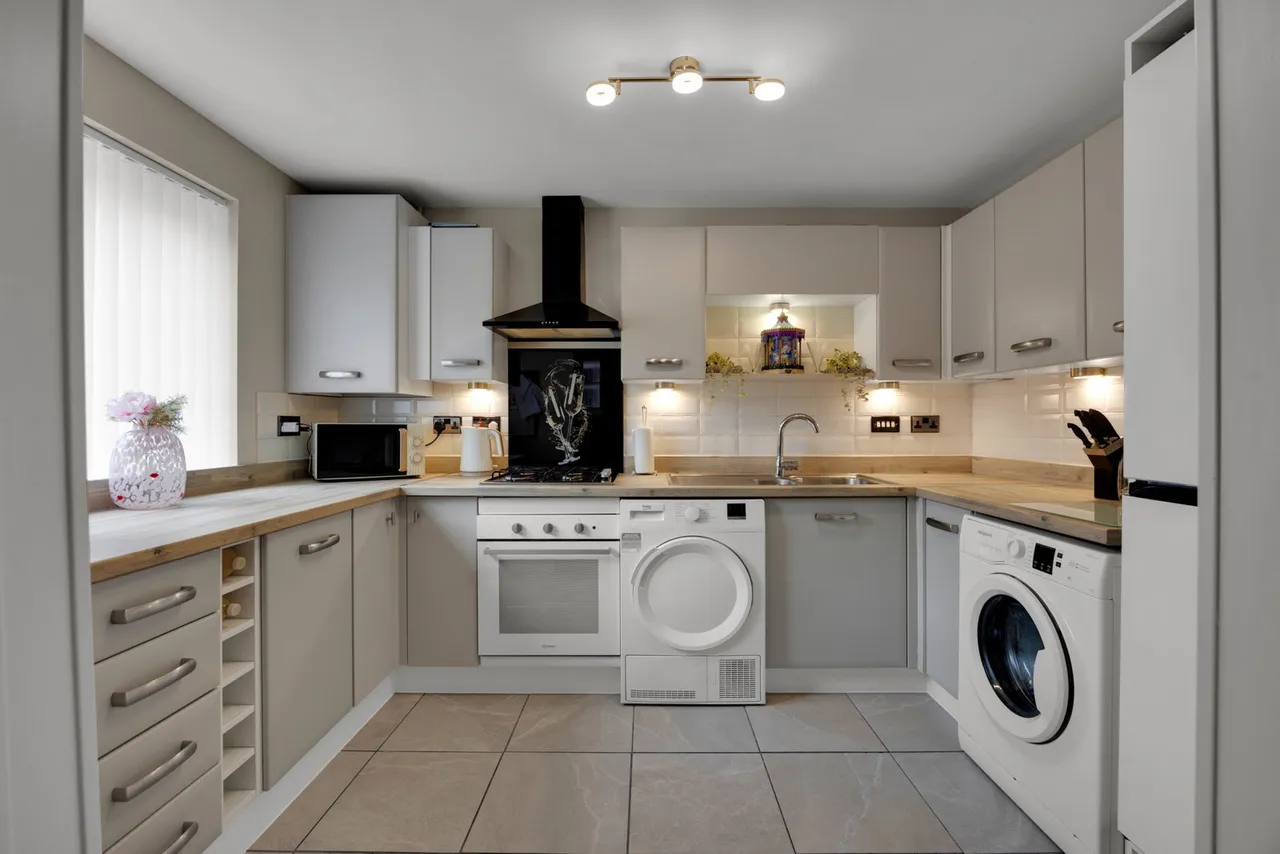 Broad Street, Crewe, CW1, photo 3