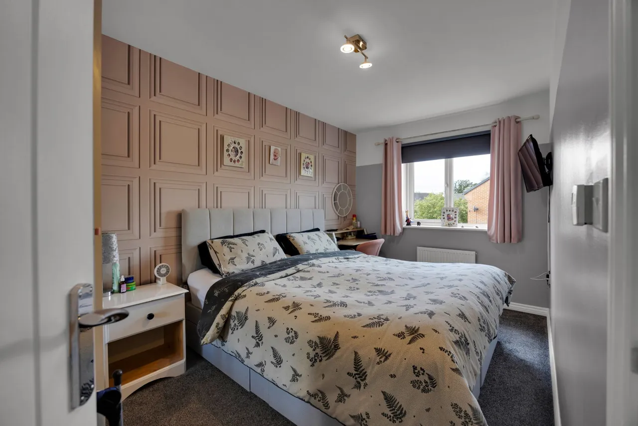 Broad Street, Crewe, CW1, photo 11