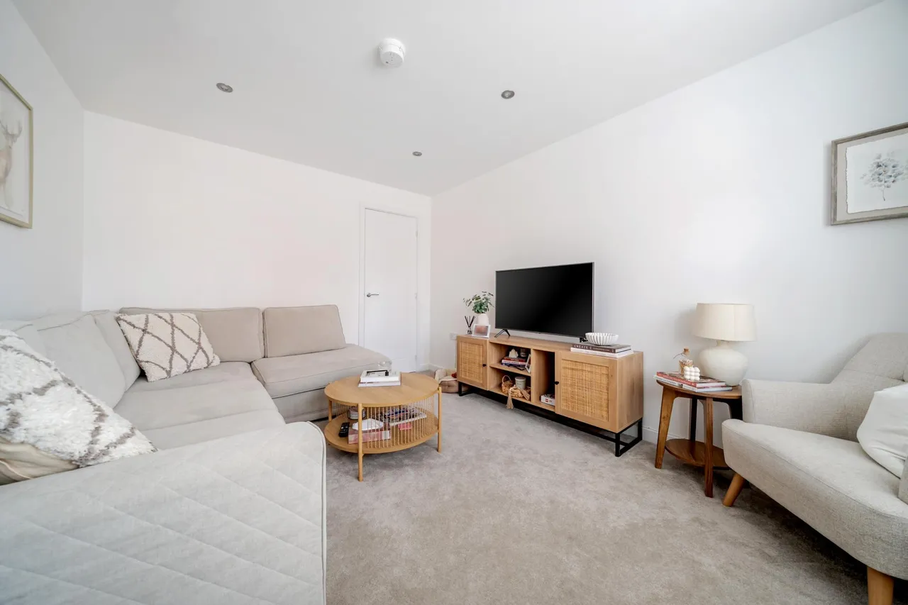 Camellia Way, Witham St Hughs, LN6, photo 6