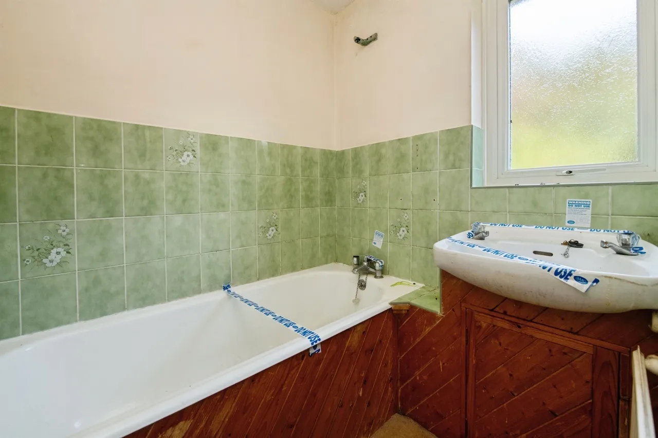 Trafalgar Terrace, Branscombe, EX12, photo 10