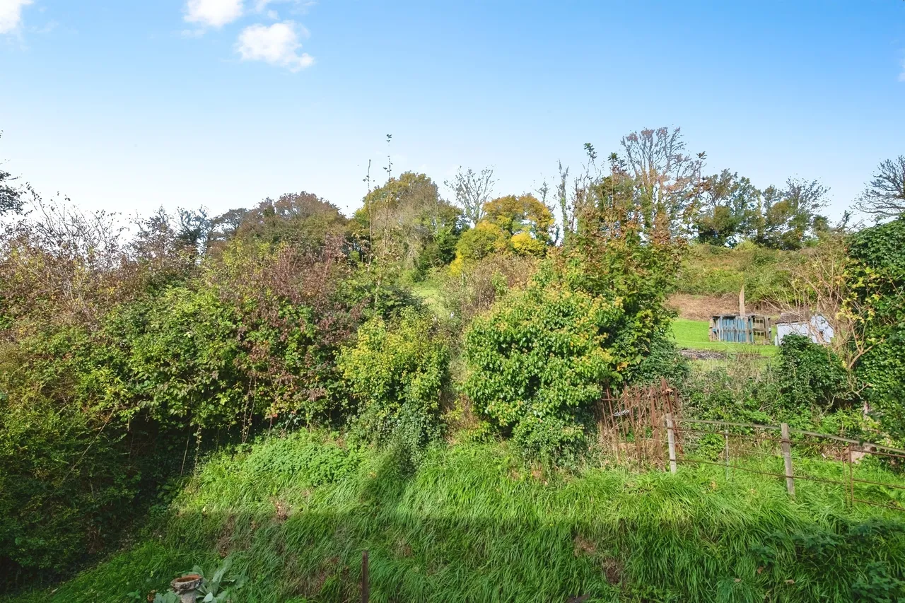 Trafalgar Terrace, Branscombe, EX12, photo 12